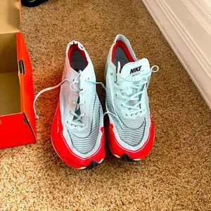 Nike zoomx vaporfly 2% rare color way